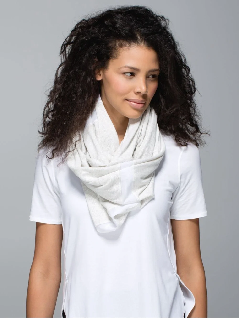Lululemon Sun Salutation Circle Scarf Heathered Grey White